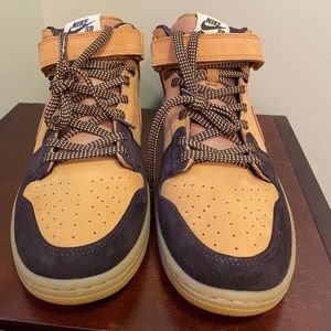 Lewis Marnell Nike SB dunk Mid Pros - Size 13